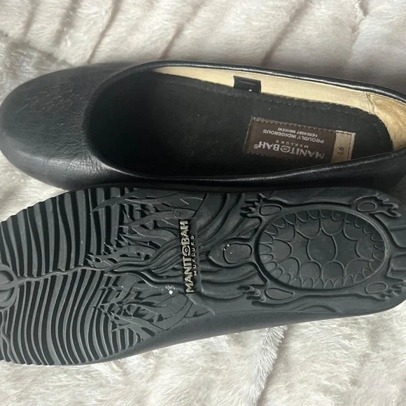 New shoe - Picture 3 of 4